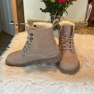 Birkenstock Bryson Moto Boots. Excellent condition!!